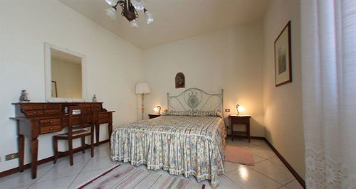 Agriturismo Il Girasole سان جيمينيانو المظهر الخارجي الصورة