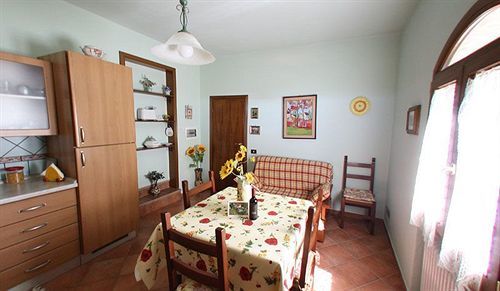 Agriturismo Il Girasole سان جيمينيانو المظهر الخارجي الصورة