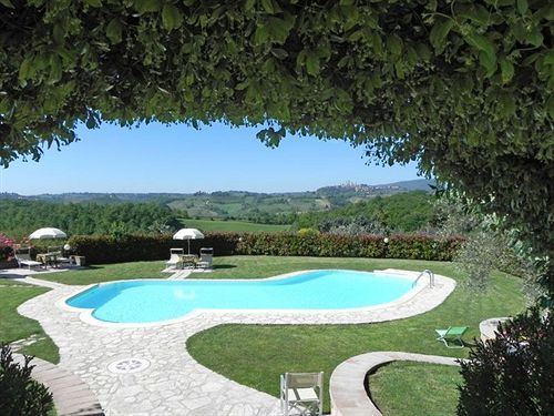 Agriturismo Il Girasole سان جيمينيانو المظهر الخارجي الصورة