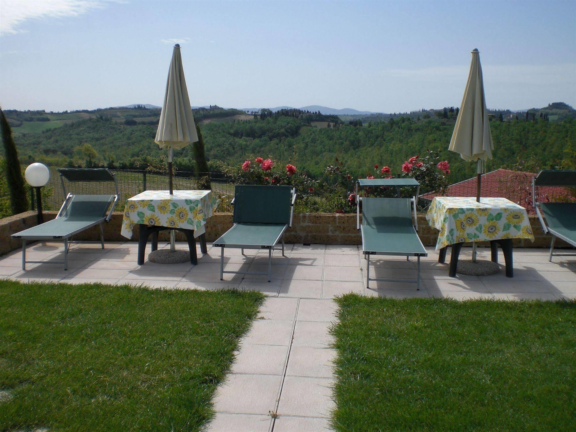 Agriturismo Il Girasole سان جيمينيانو المظهر الخارجي الصورة